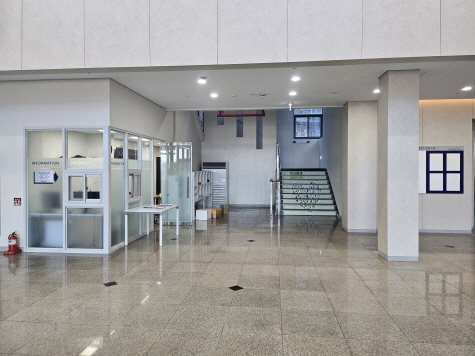 1층 로비(중앙) 내부사진